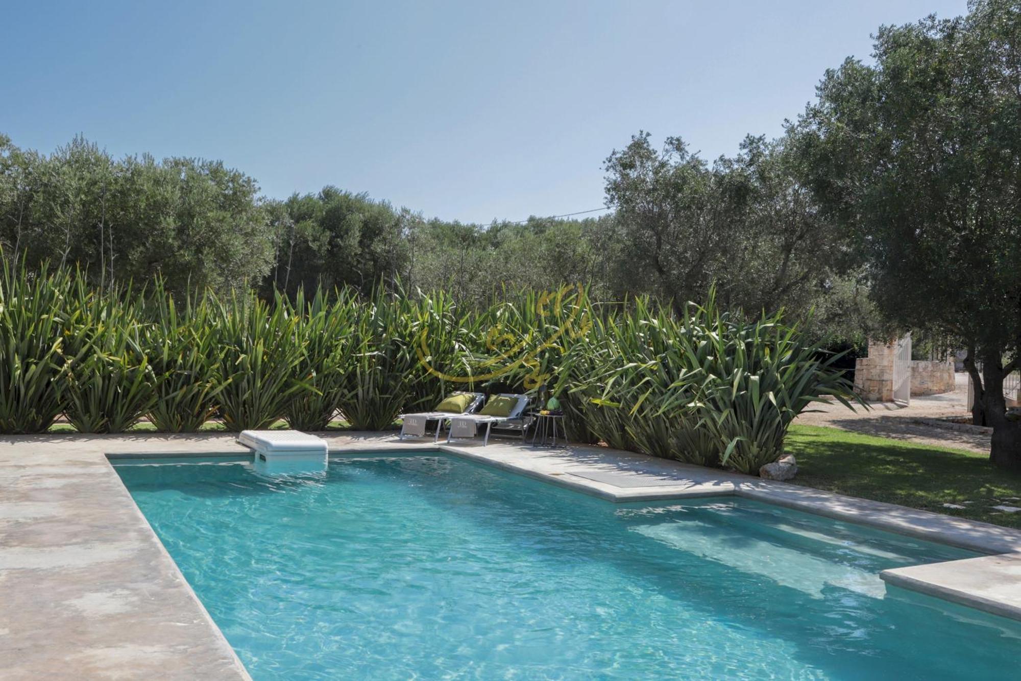 オストゥーニ Td Dimora Del Giglio With Organic Garden With Poolヴィラ エクステリア 写真